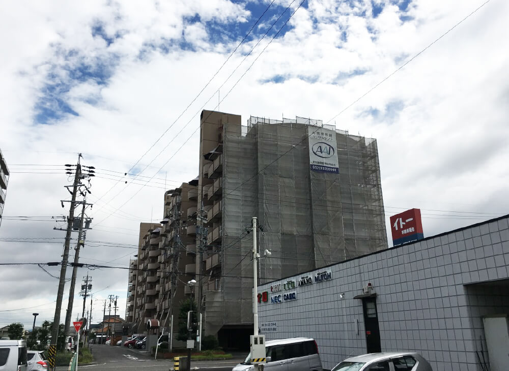 工事中の建物