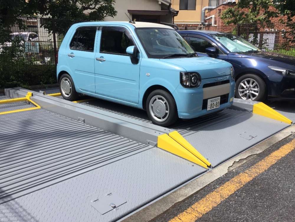 プリンスハイツ鳥居松 イメージアップ工事前（工事概要：機械式駐車場塗装）完成後