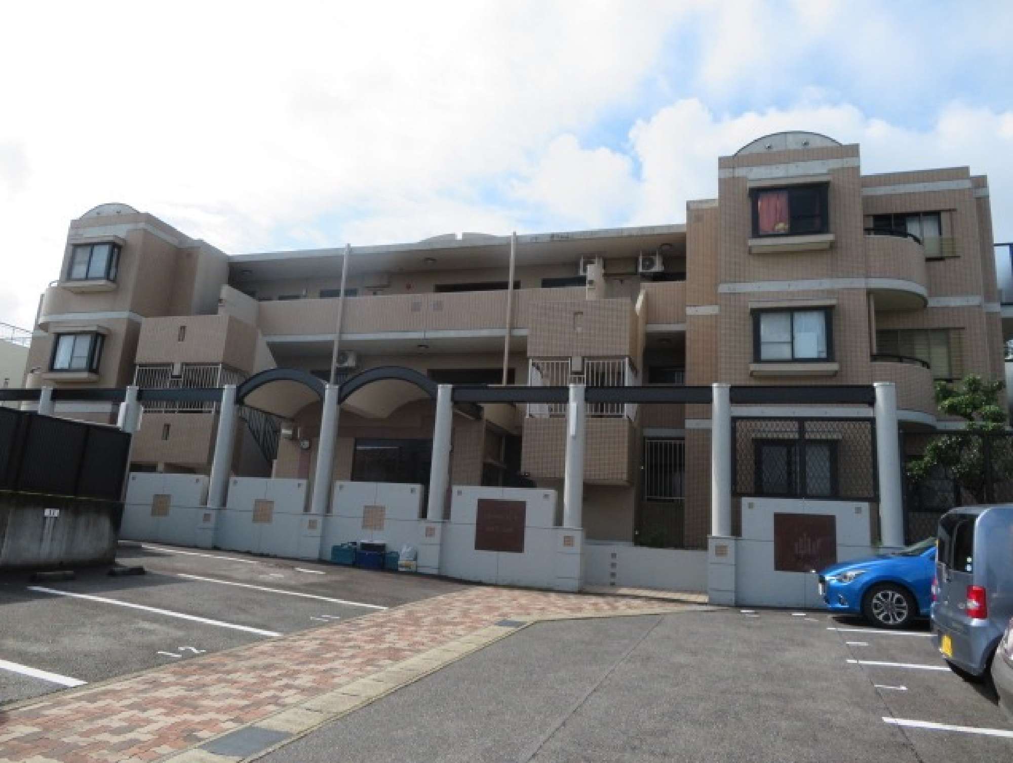 サンシティ日進大規模修繕工事の工事中