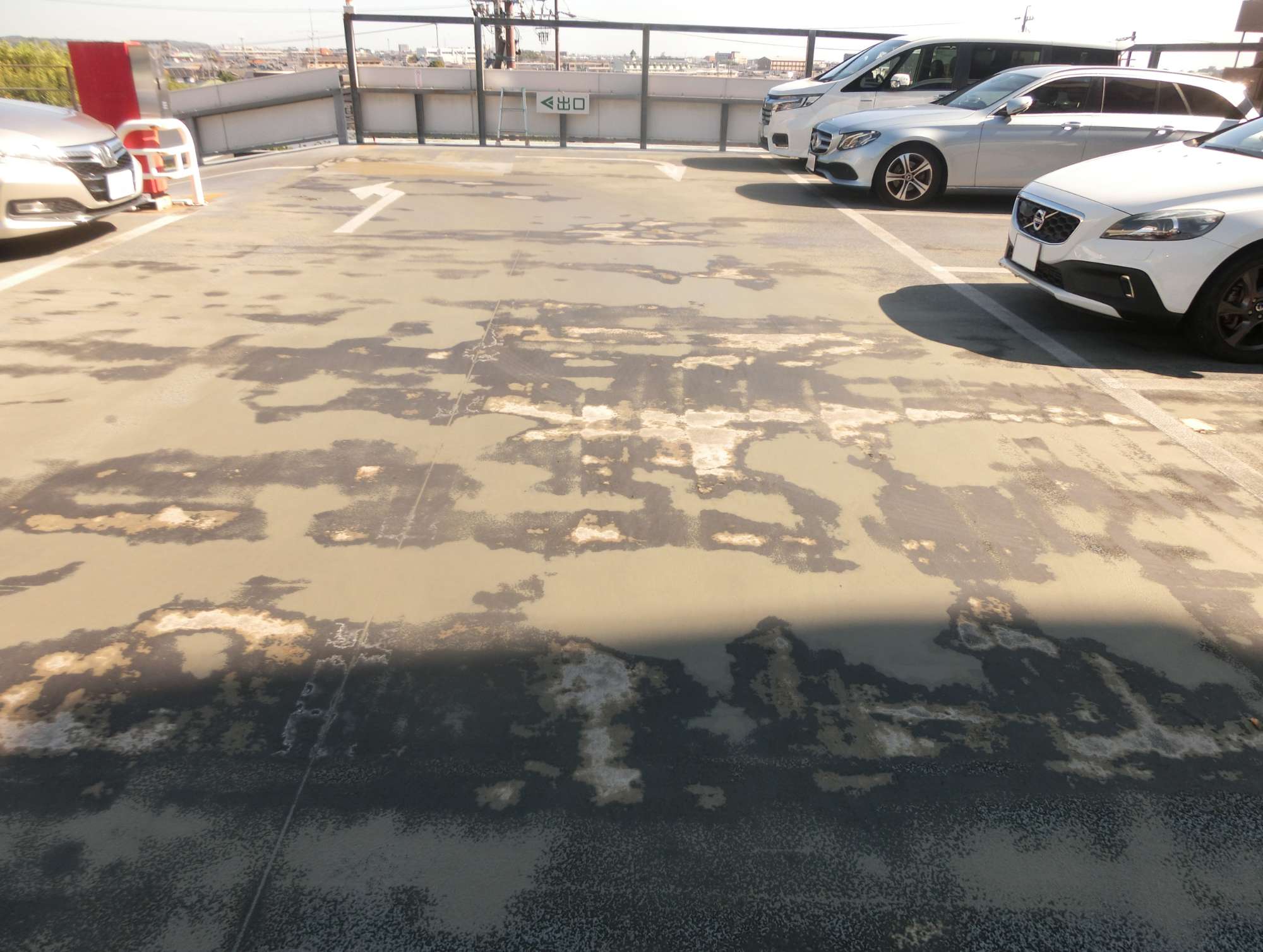 サンマンションアーツ山の手四・五・六番館
自走式駐車場改修工事 工事前